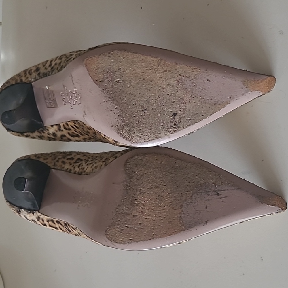 Leopard Pumps - Picture 5 of 7